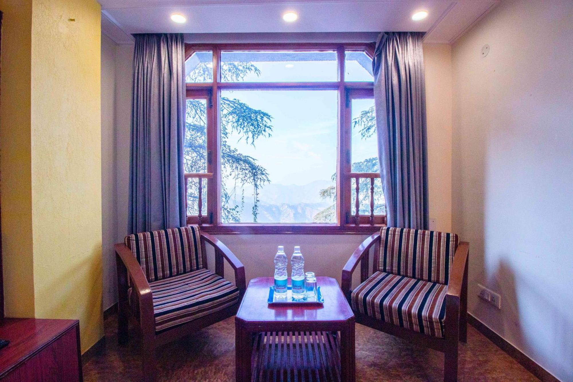 Treebo Varuna With Mountain View 심라 외부 사진