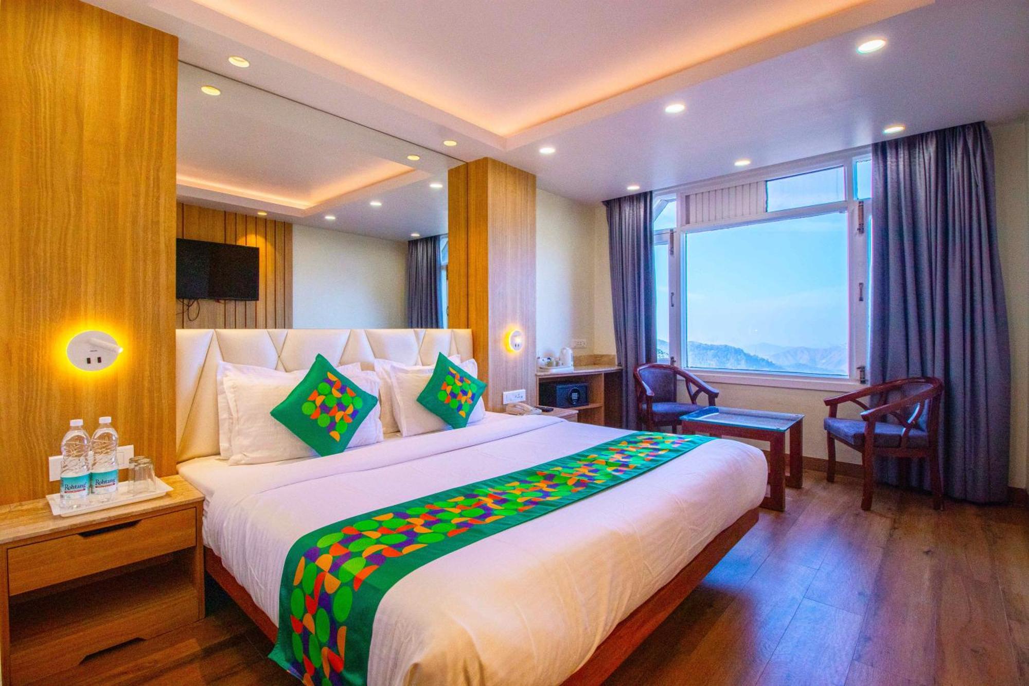 Treebo Varuna With Mountain View 심라 외부 사진